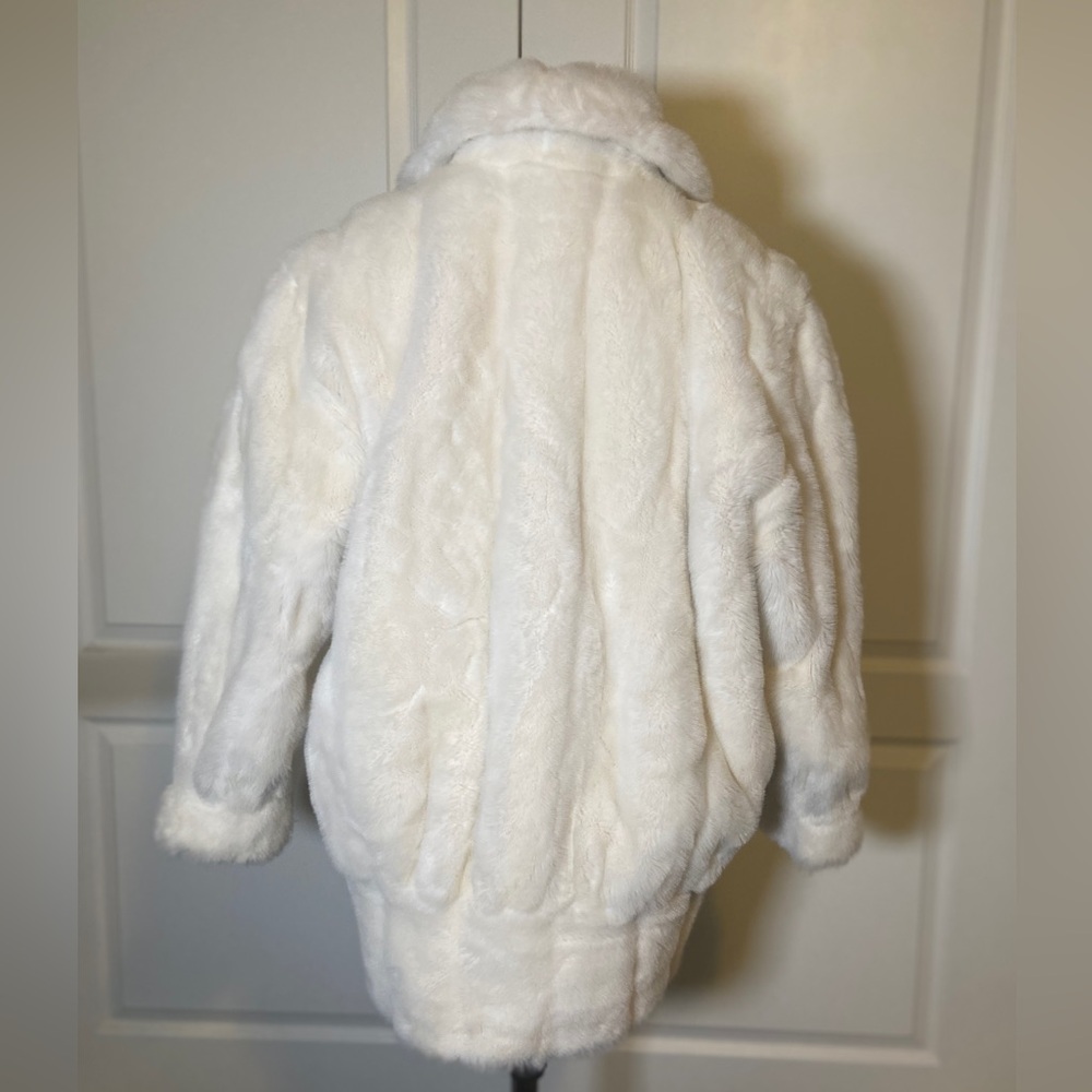 Faux fur jacket - Picture 2 of 4